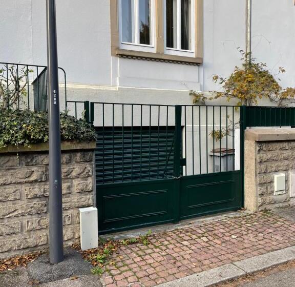 Maison Lafayette   Colodge