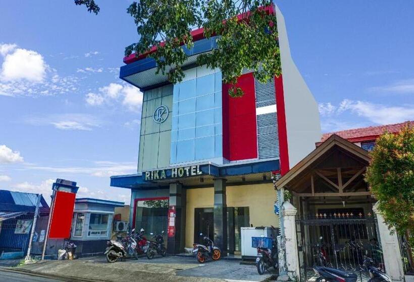 Oyo 91245 Rika Hotel Makassar