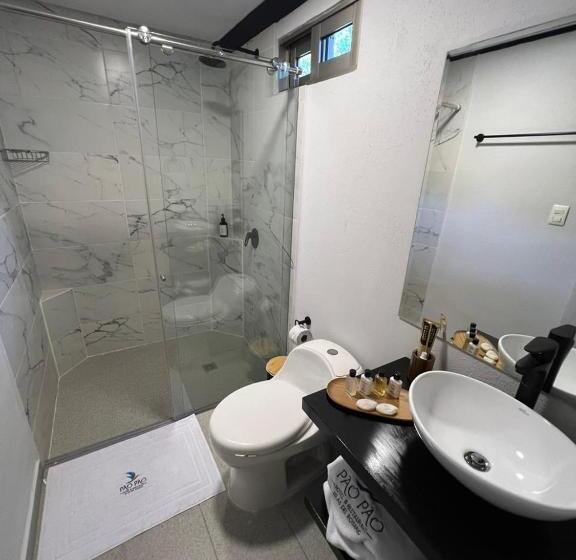 Pao Pao Hotel & Beach Club