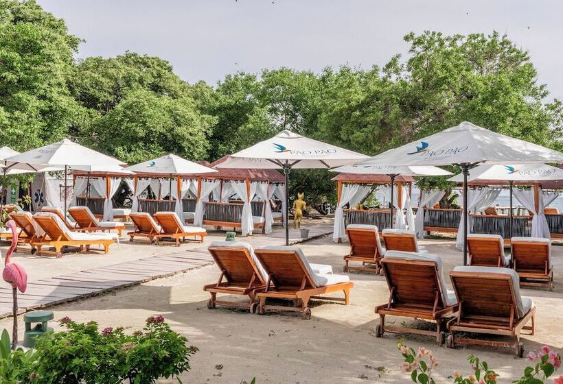 Pao Pao Hotel & Beach Club