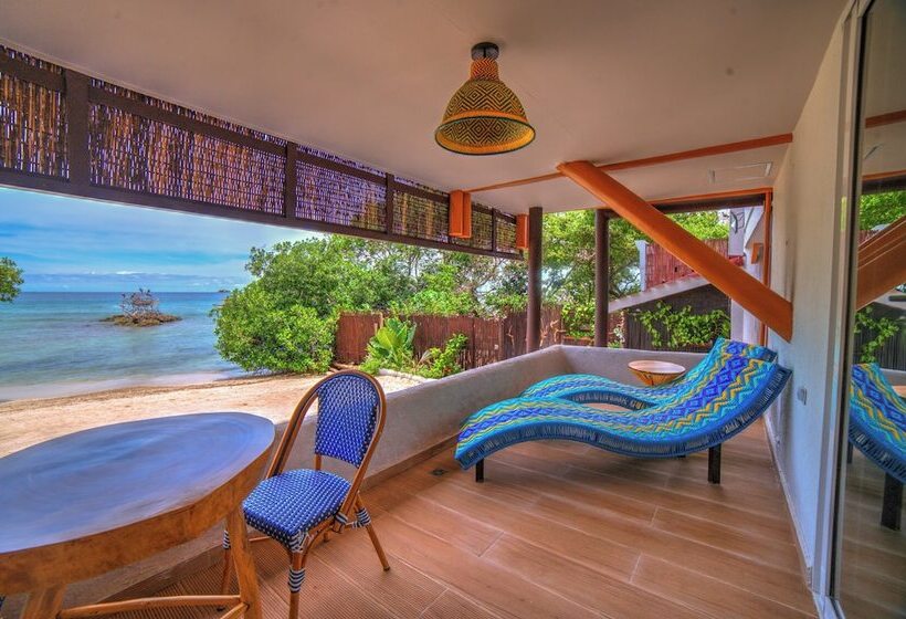 Pao Pao Hotel & Beach Club