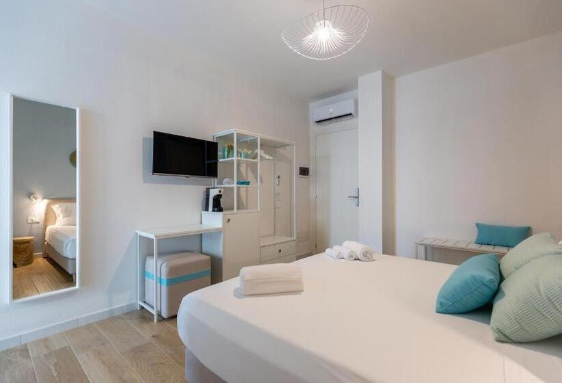 Пансион Delphis Pula Rooms