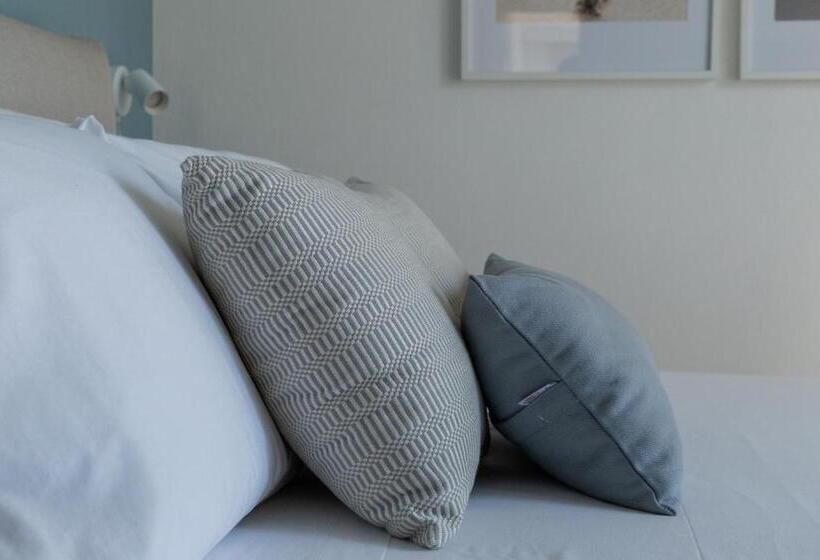 Пансион Delphis Pula Rooms