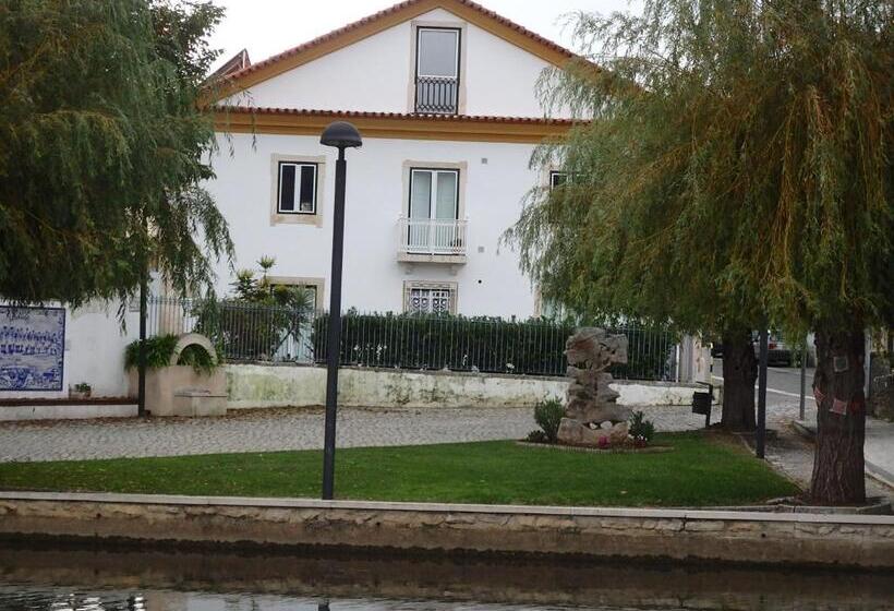 펜션 El Camino Lodge