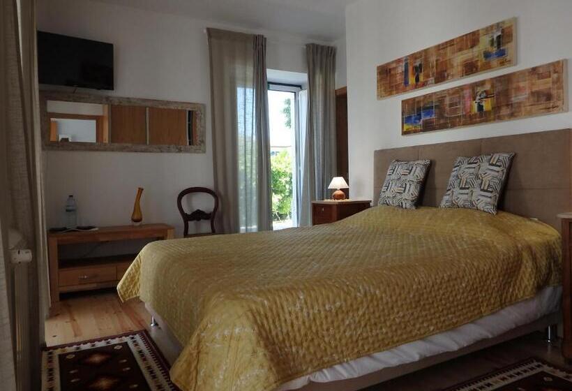 펜션 El Camino Lodge