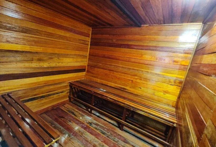 膳宿费 Ovilla Home B&b