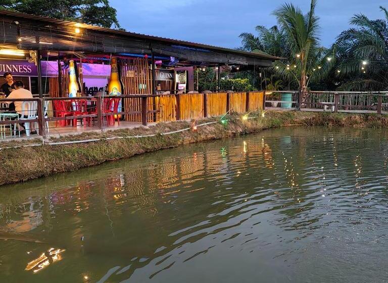 膳宿费 Ovilla Home B&b