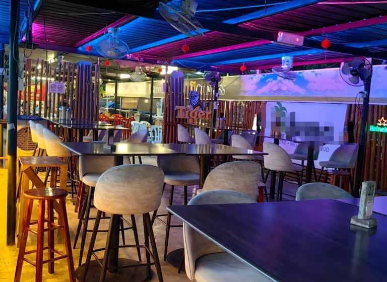 膳宿费 Ovilla Home B&b