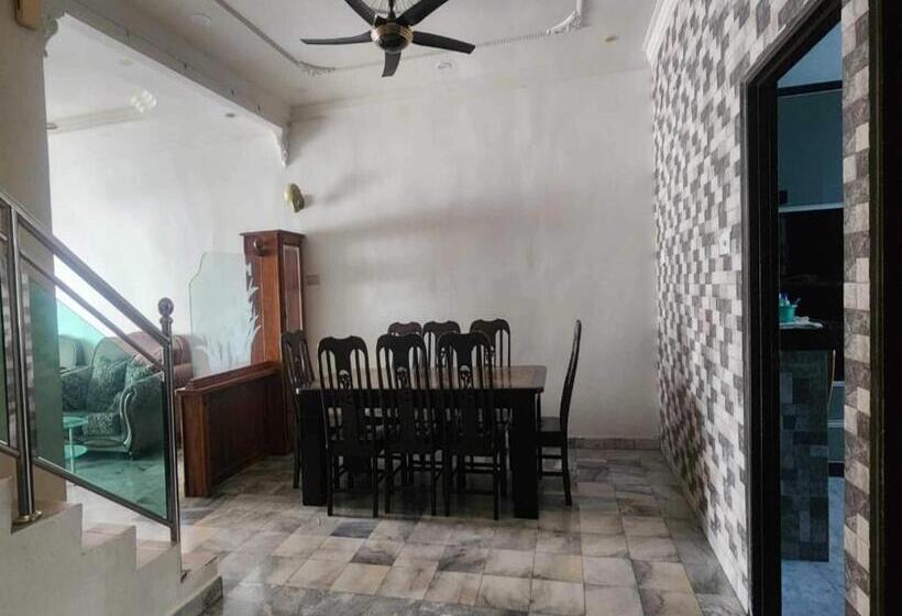 ペンション Oyo Homes 90982 Hifi Rooms