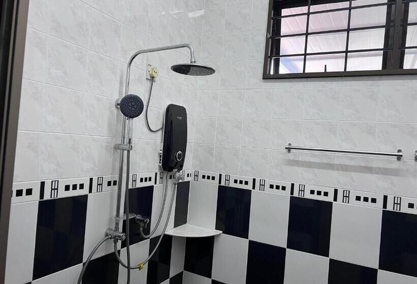 ペンション Oyo Homes 90982 Hifi Rooms