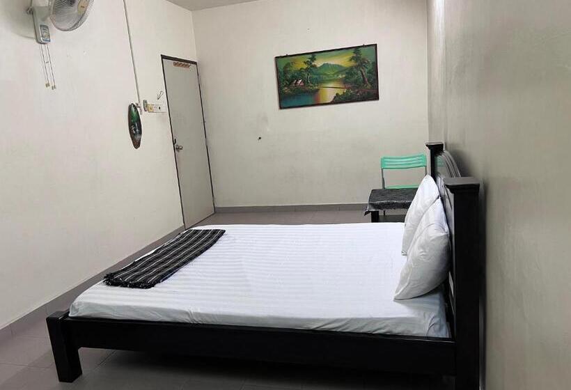 ペンション Oyo Homes 90982 Hifi Rooms