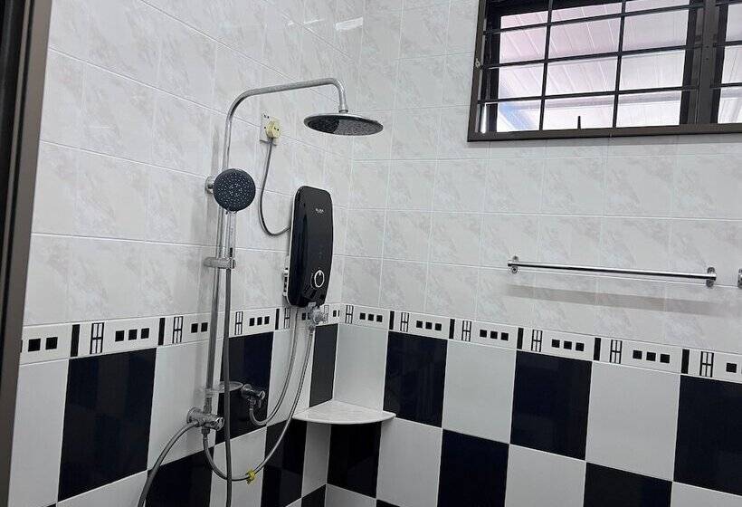 ペンション Oyo Homes 90982 Hifi Rooms