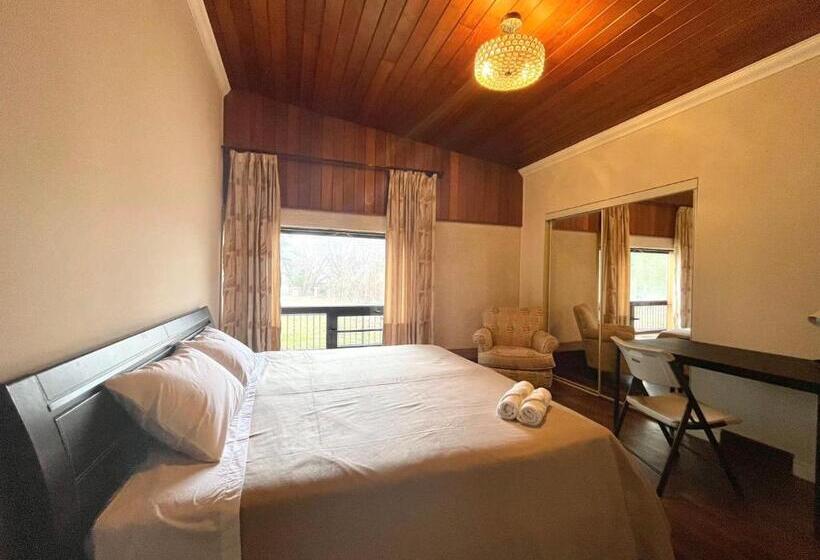 بنسيون Vihome 368  Quiet House Near Bayview Village And Subway