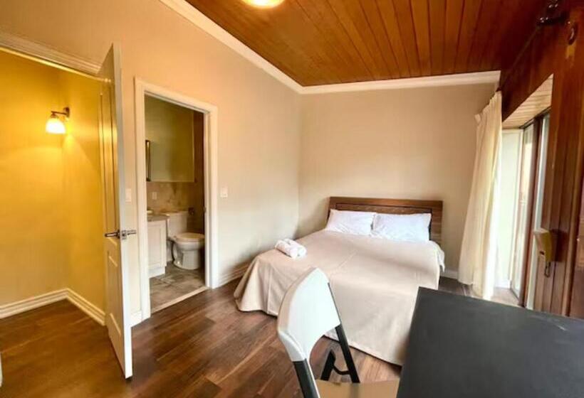 بنسيون Vihome 368  Quiet House Near Bayview Village And Subway