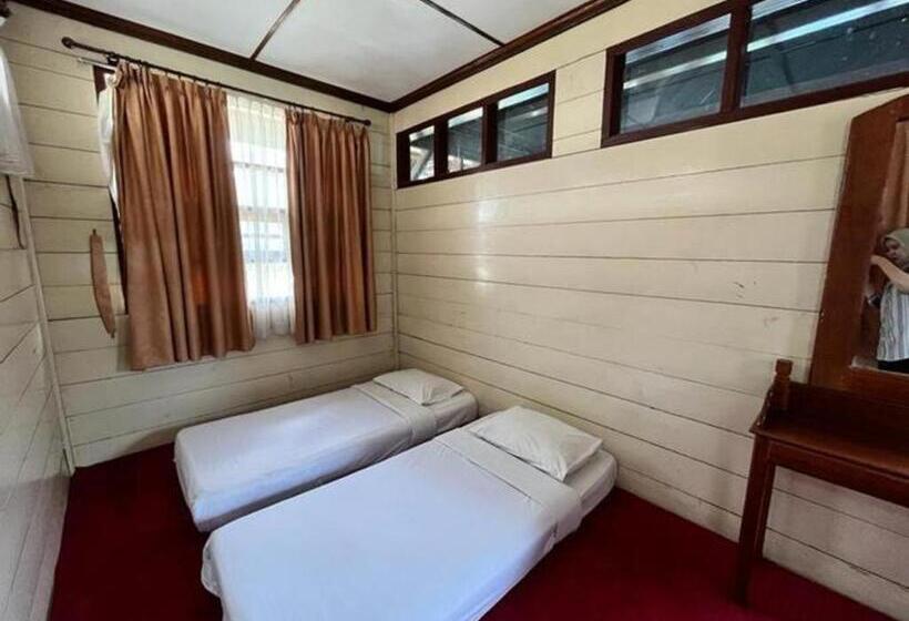 Sapadia Hotel Parapat