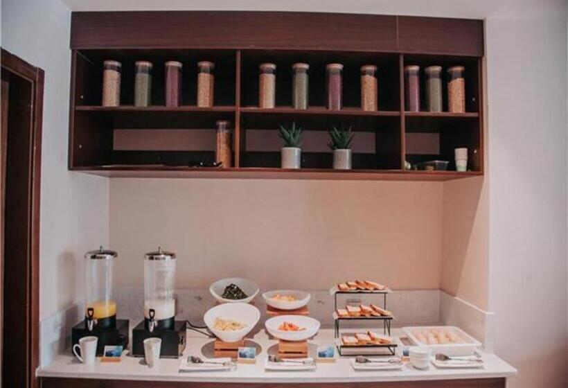 Borrman Hotel Changsha Wuyi Square Yingbin Road Metro Station