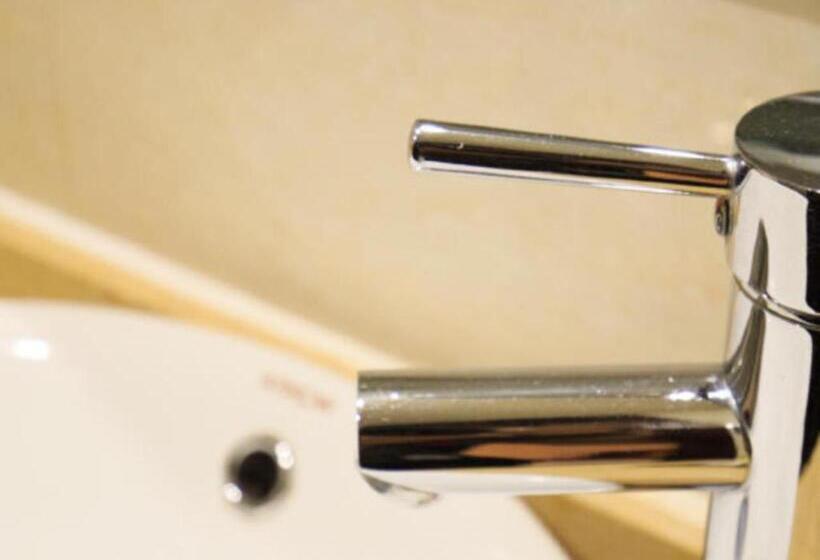 Borrman Hotel Liuzhou High Speed Railway Station