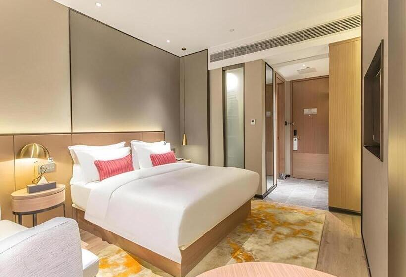 Borrman Hotel Liuzhou Luzhai