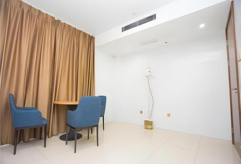 Borrman Hotel Zhongxiang Railway Station Mochou Village