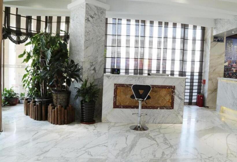 Chonpines Hotels·zhuanghe Huanghai Street