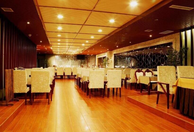 Chonpines Hotels·zhuanghe Huanghai Street