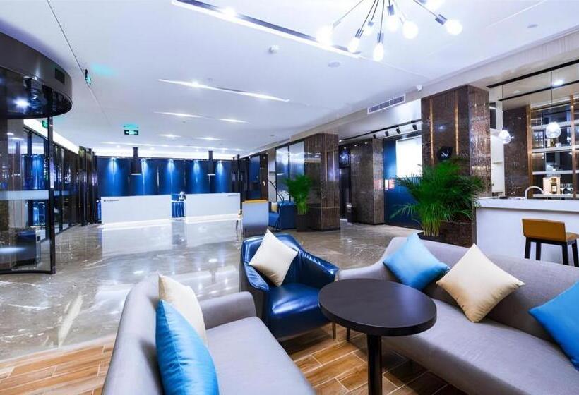 Echarm Hotel Guigang Wanda High Speed Railway Station