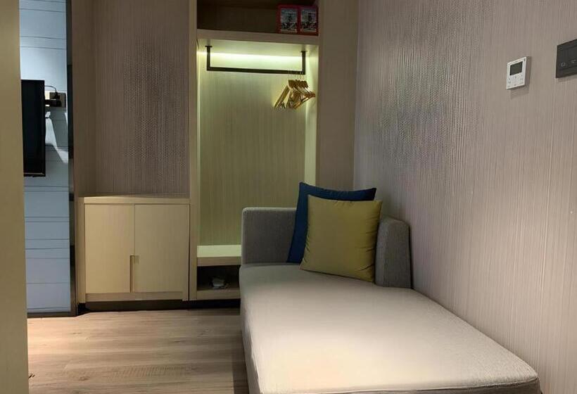 Echarm Hotel Guigang Wanda High Speed Railway Station