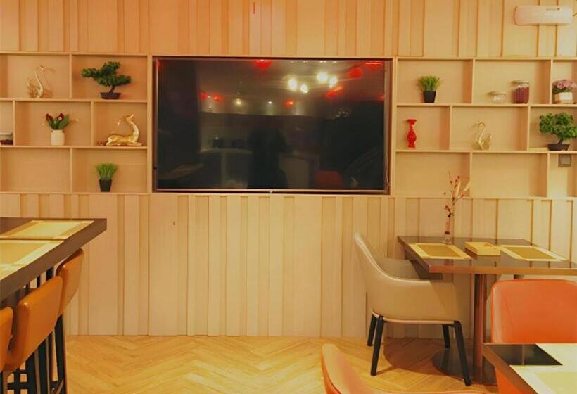 Echarm Hotel Lhasa Potala Palace Plaza