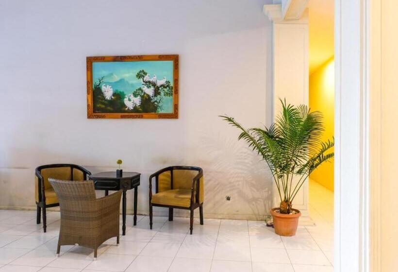 Griya Asri Hotel Mataram