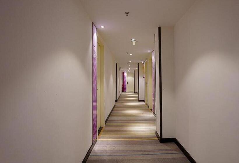 Отель 7 Days Inn Zhaotong Zhaotong College Fada Square