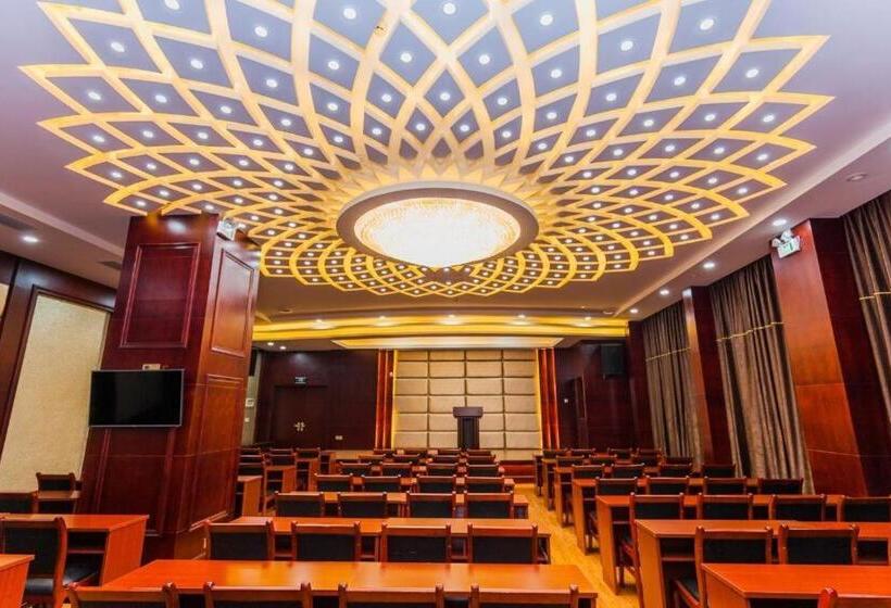 Hotel 7days Premium Yichang Railway Station East