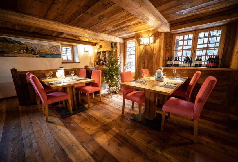 ホテル Agriturismo Montana Fold