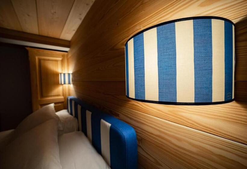 ホテル Agriturismo Montana Fold