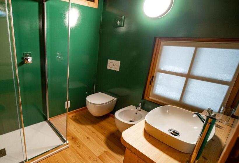 ホテル Agriturismo Montana Fold