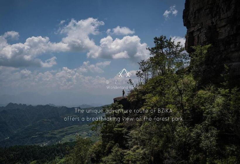 בית מלון כפרי Bzika Wonderland Retreat  Zhangjiajie National Forest Park Store