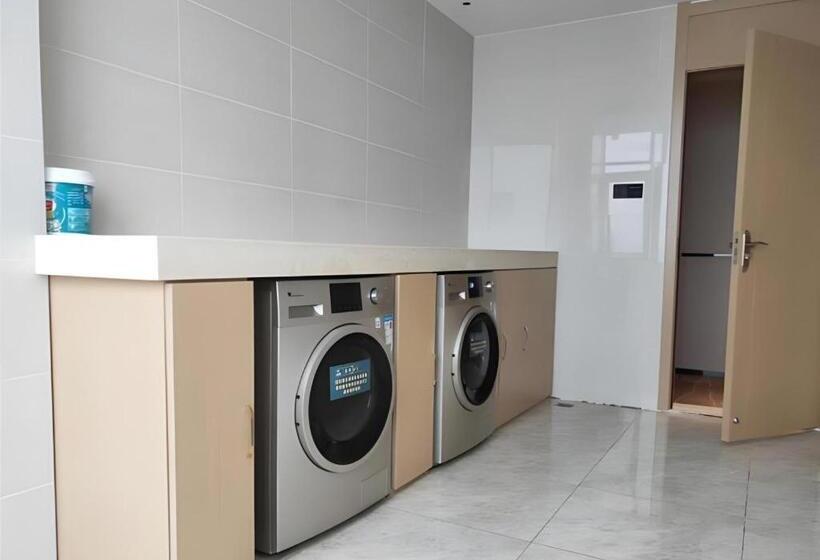 Отель City Comfort Inn Guilin Yangshuo Shili Hualang Qianguqing