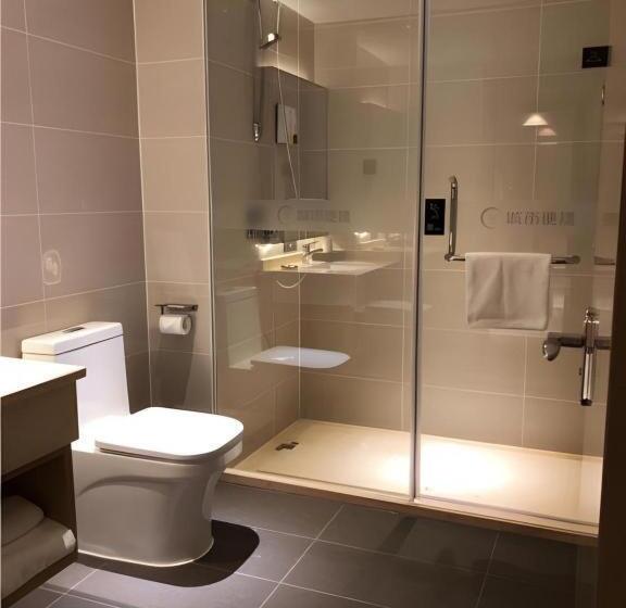 Отель City Comfort Inn Hezhou Huangyao Ancient Town