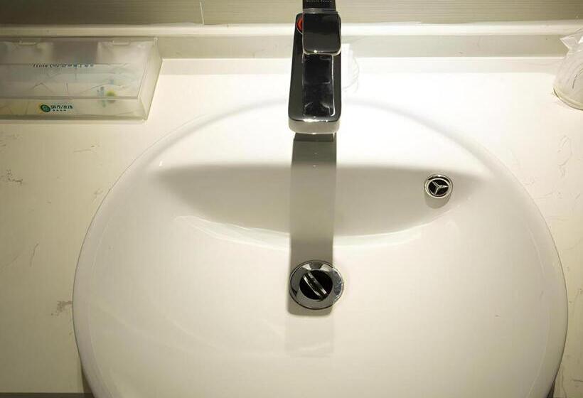 Отель City Comfort Inn Huanggang Huangzhou Avenue