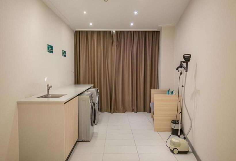 Отель City Comfort Inn Huizhou Danshui High Speed Railway Huiyang Station