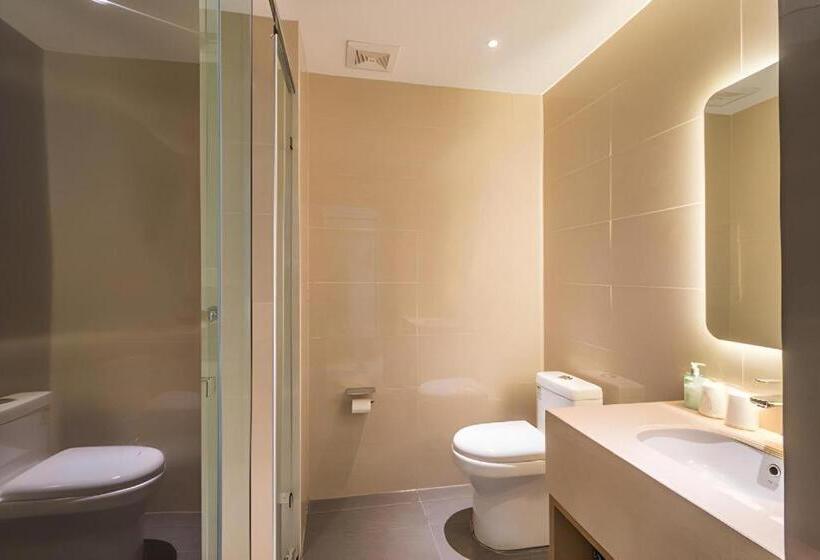 هتل City Comfort Inn Lhasa Potala Palace Scenic View