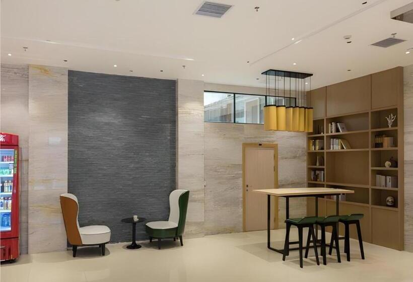 酒店 City Comfort Inn Liuzhou High Speed Railway Station Entrance