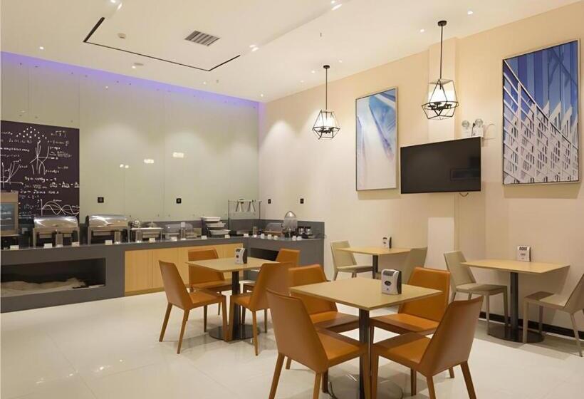 酒店 City Comfort Inn Liuzhou High Speed Railway Station Entrance