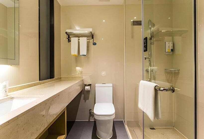 Отель City Comfort Inn Liuzhou Wuling Liutai Road