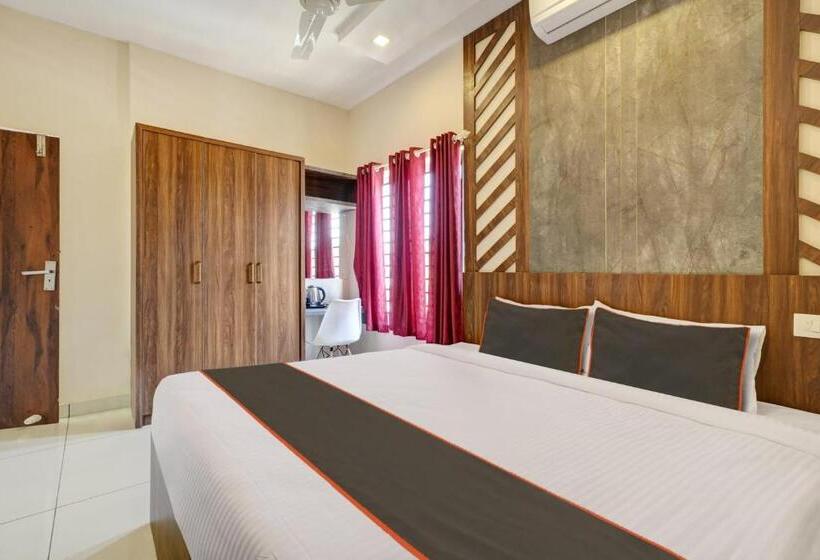 هتل Collection O Silver Stay Inn