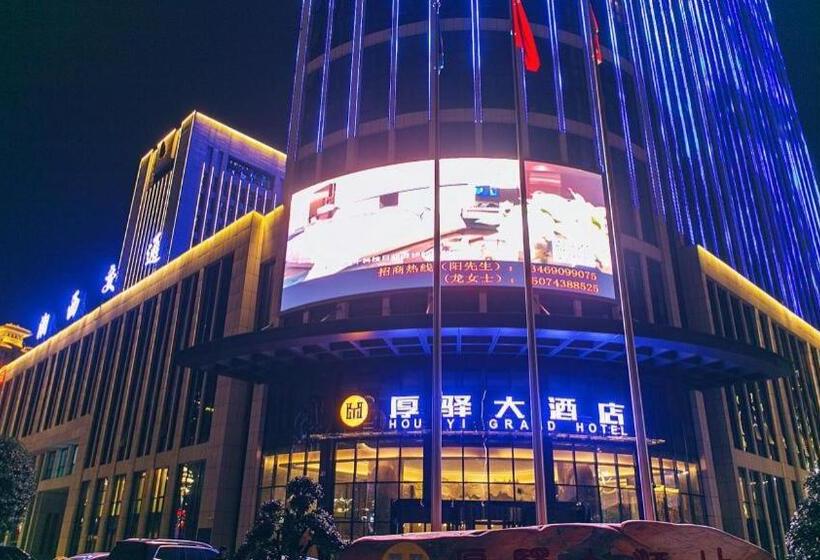 Otel Hou Yi Grand