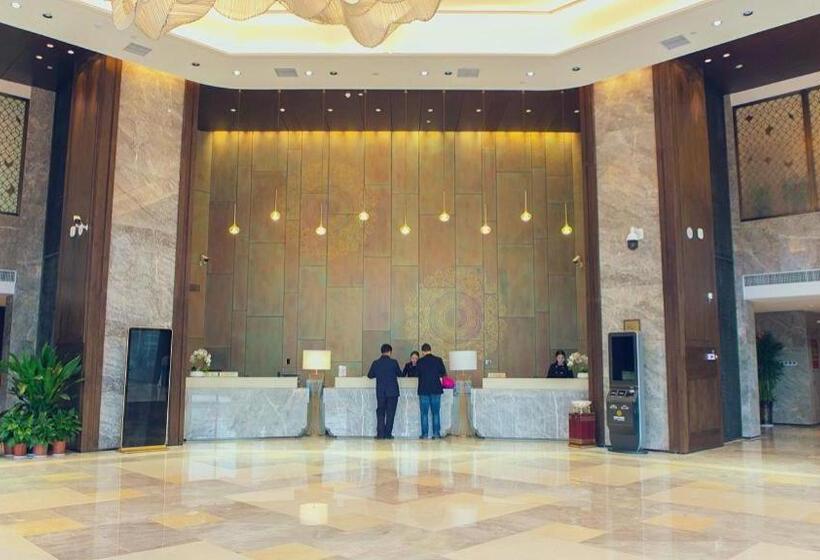 Otel Hou Yi Grand