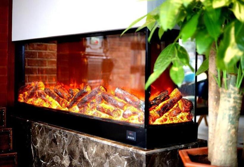 Отель James Joyce Coffetel Chengde Mountain Resort Peak Dynasty Cultural Industrial Park