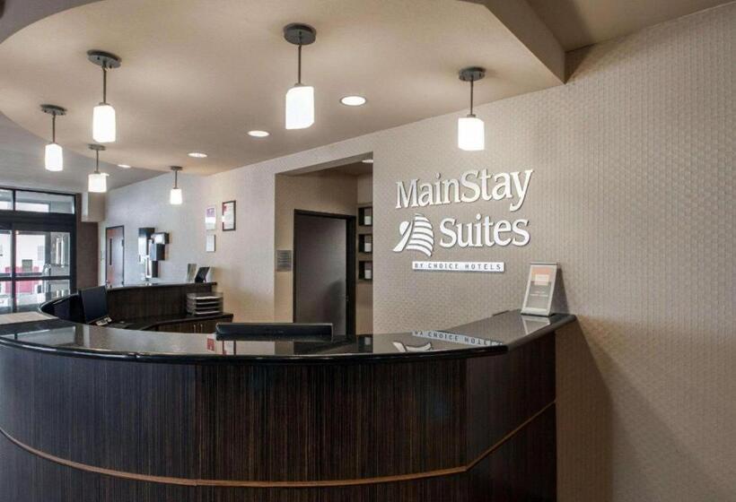 ホテル Mainstay Suites