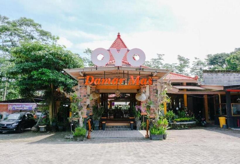 فندق Oyo 563 Damar Mas Resort Lereng Kelud