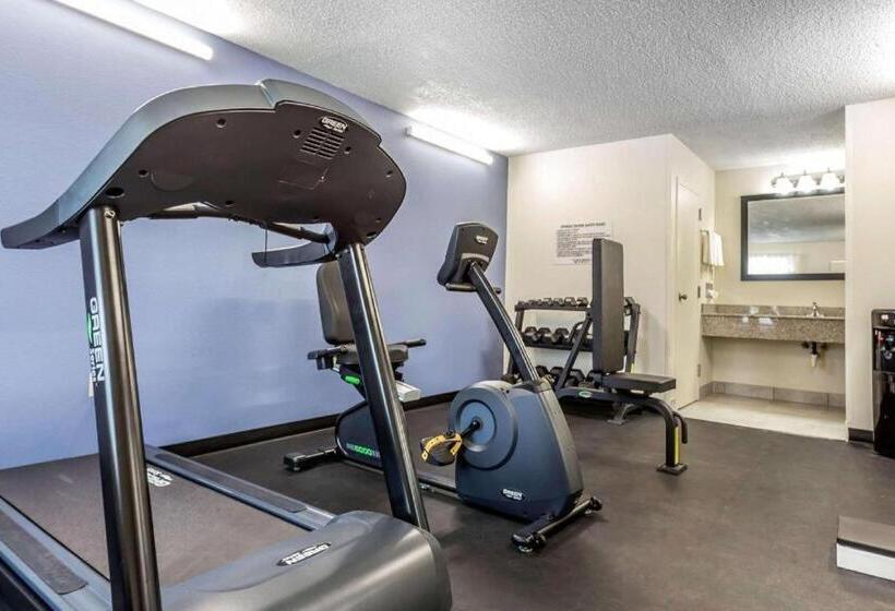 فندق Quality Inn Pinehurst Area